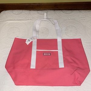 Vineyard Vines Canvas tote with vinyl lining